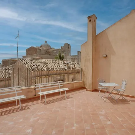 Guesthost - Lovely With Terrace And Stunning View *