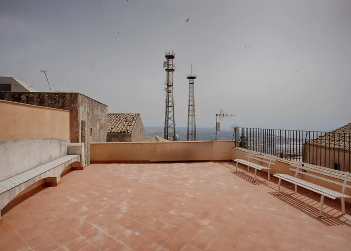 Guesthost - Lovely With Terrace And Stunning View * Erice