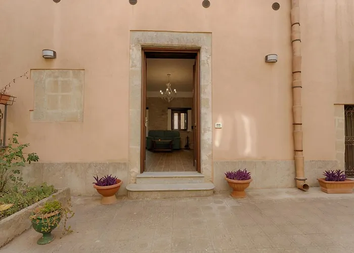 Guesthost - Lovely With Terrace And Stunning View Lejlighed