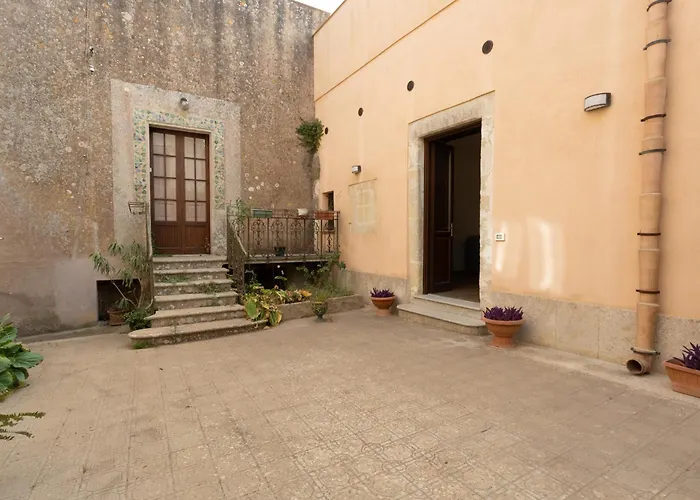 Guesthost - Lovely With Terrace And Stunning View Erice