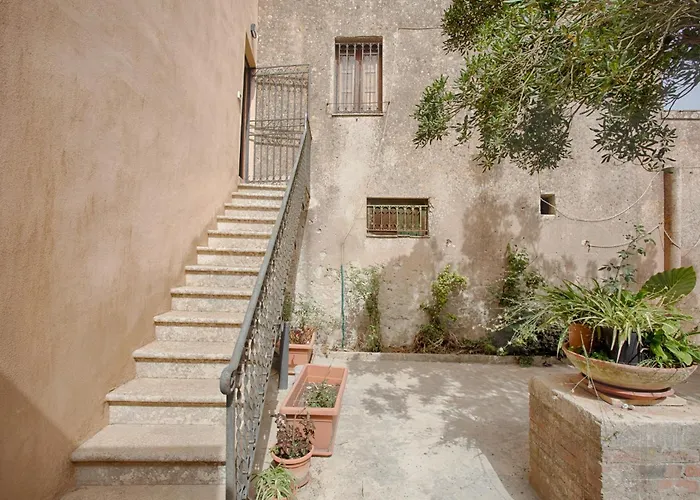 Guesthost - Lovely With Terrace And Stunning View Lejlighed