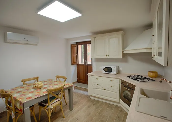 Lejlighed Guesthost - Lovely With Terrace And Stunning View Erice