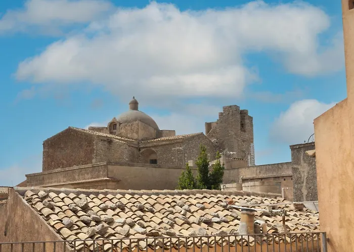 Guesthost - Lovely With Terrace And Stunning View * Erice